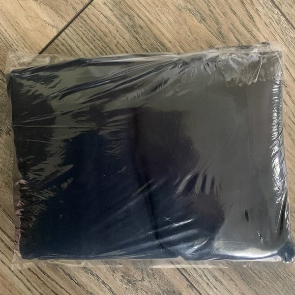 NWT LANDS' END GIRL'S PLAIN FRONT STAIN RESISTANT CHINO SHORTS CLASSIC NAVY - Picture 14 of 14